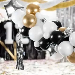 Arche de ballons Or et Noir + Étoiles Argent - 167x135cm