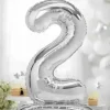 Ballon anniversaire chiffre 2 sur pieds Argent 70cm