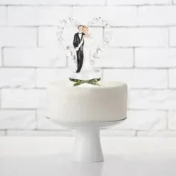 Figurine mariage couple sur coeur blanc