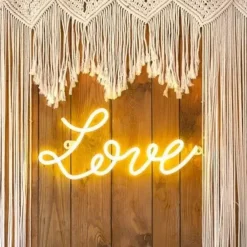 Lettre Géante Néon LED Blanc Chaud LOVE