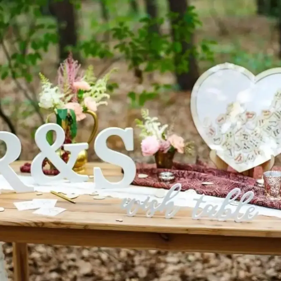 Lettre R en Bois Blanc