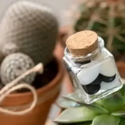 Pot en verre carré - 4 x 4 x 6 cm