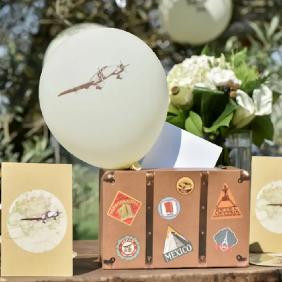 Tirelire en carton Voyage