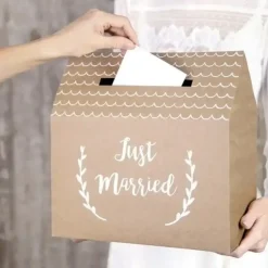 Urne en papier kraft avec inscription "Just Married"